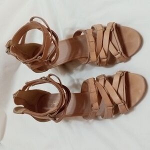 farylrobin +Free People wedge